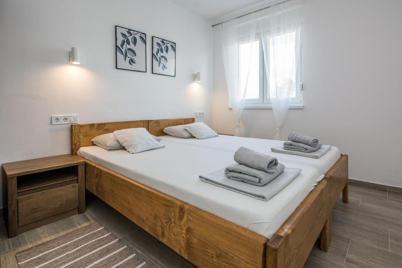 Apartments Pejakovic Vir Extérieur photo
