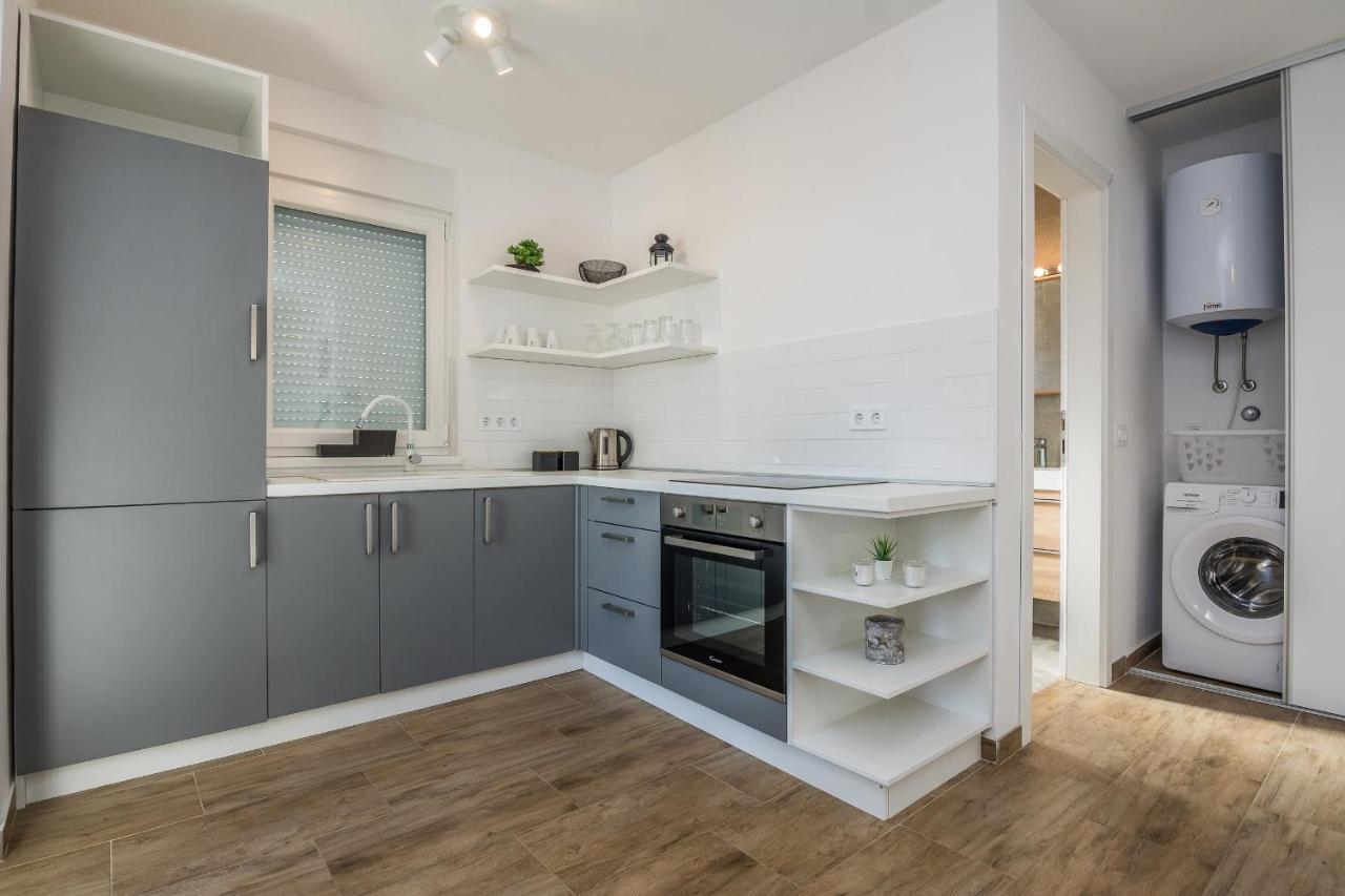 Apartments Pejakovic Vir Extérieur photo