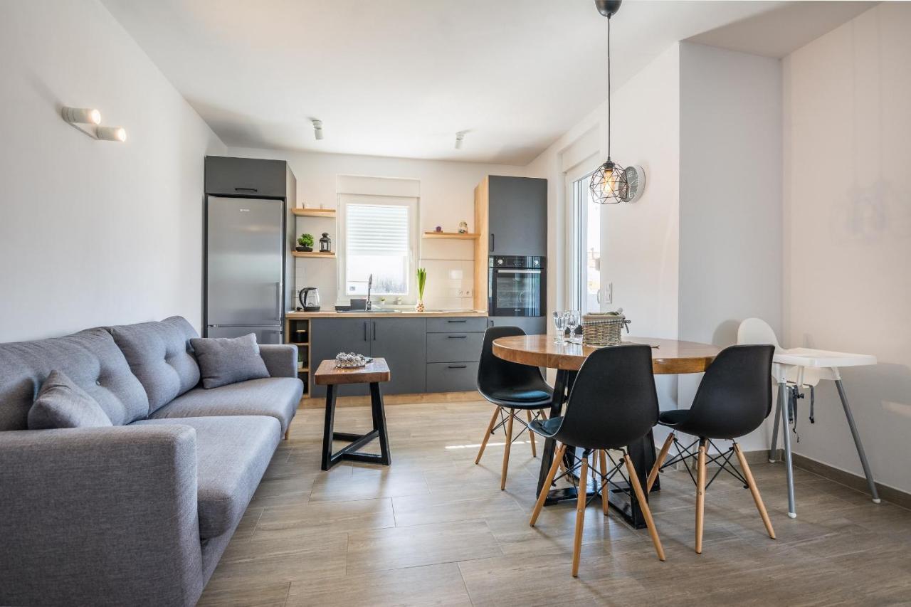 Apartments Pejakovic Vir Extérieur photo