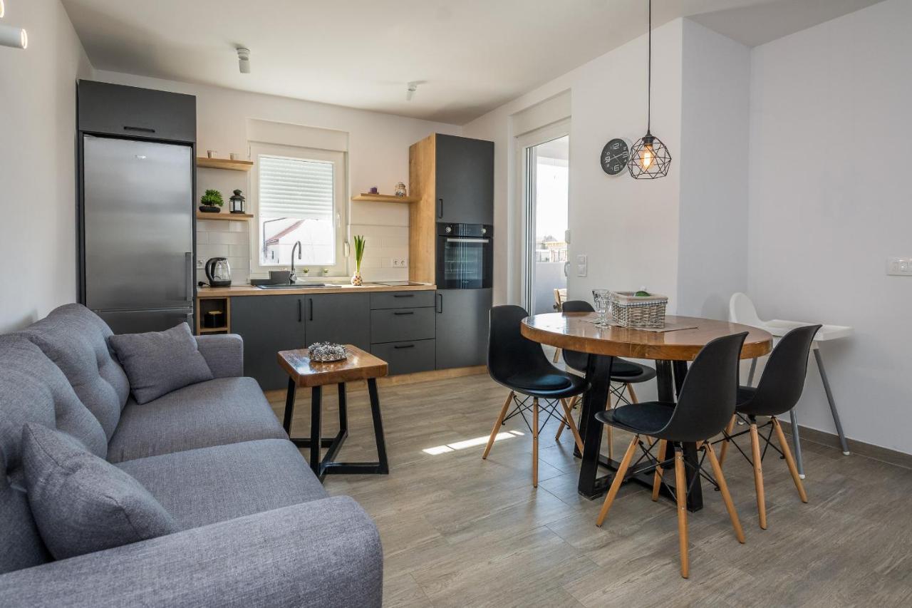 Apartments Pejakovic Vir Extérieur photo
