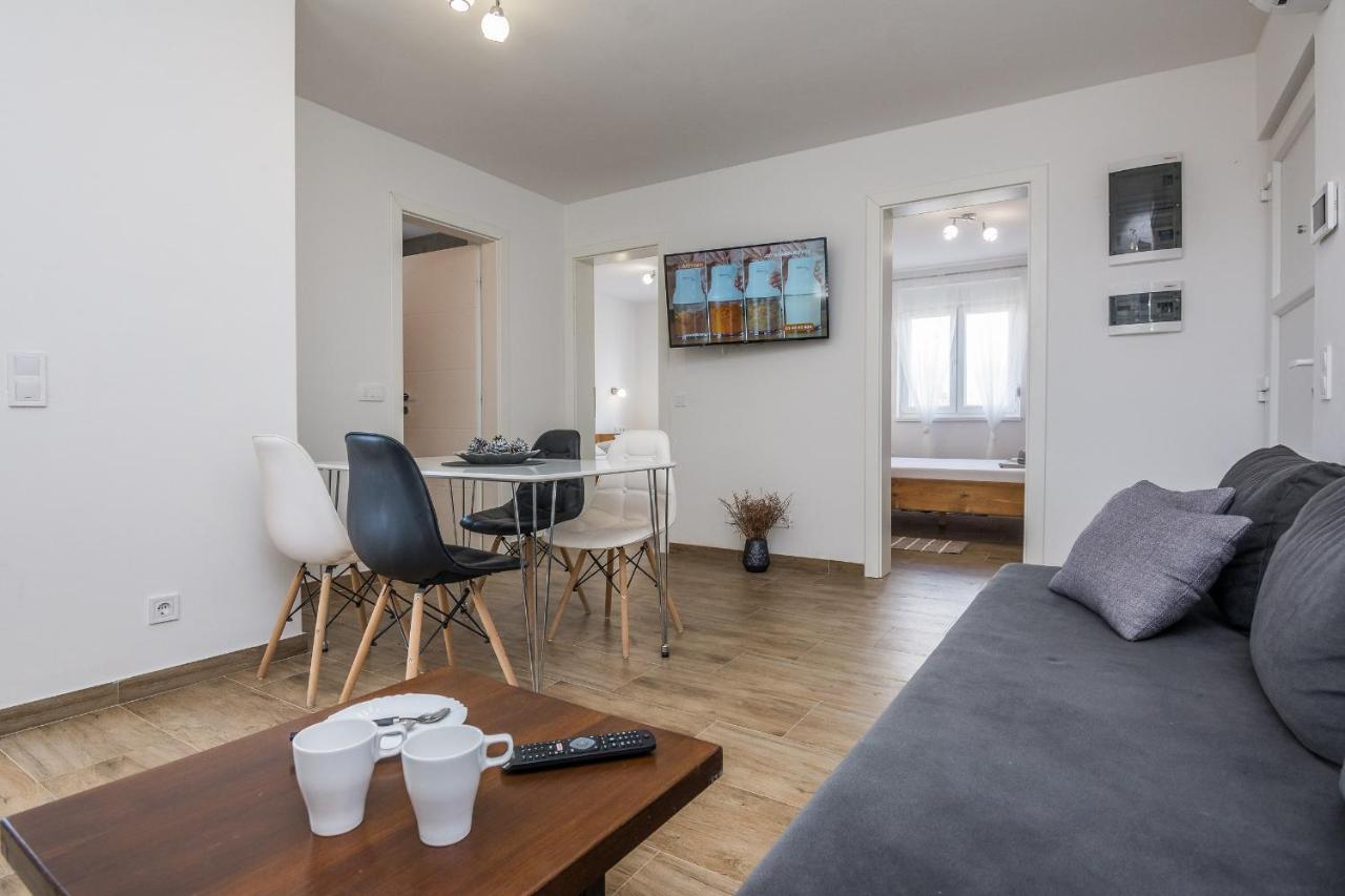 Apartments Pejakovic Vir Extérieur photo